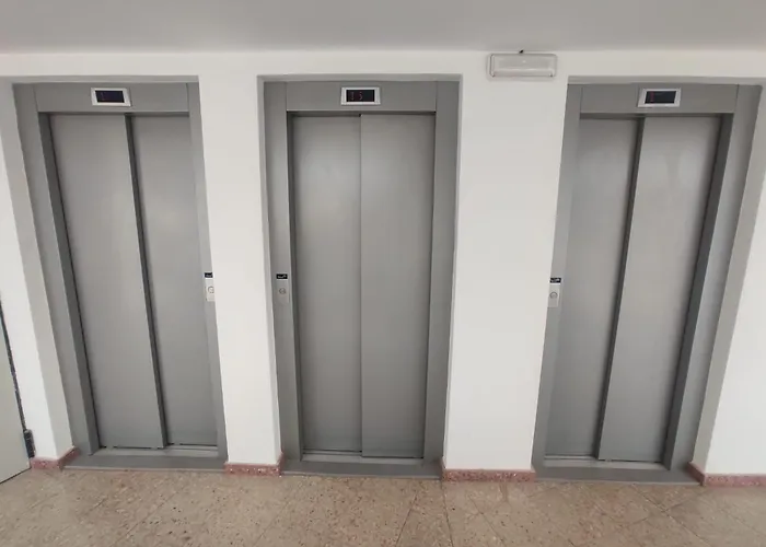 Playmon Park Torre A - Piso 16 * Бенидорм